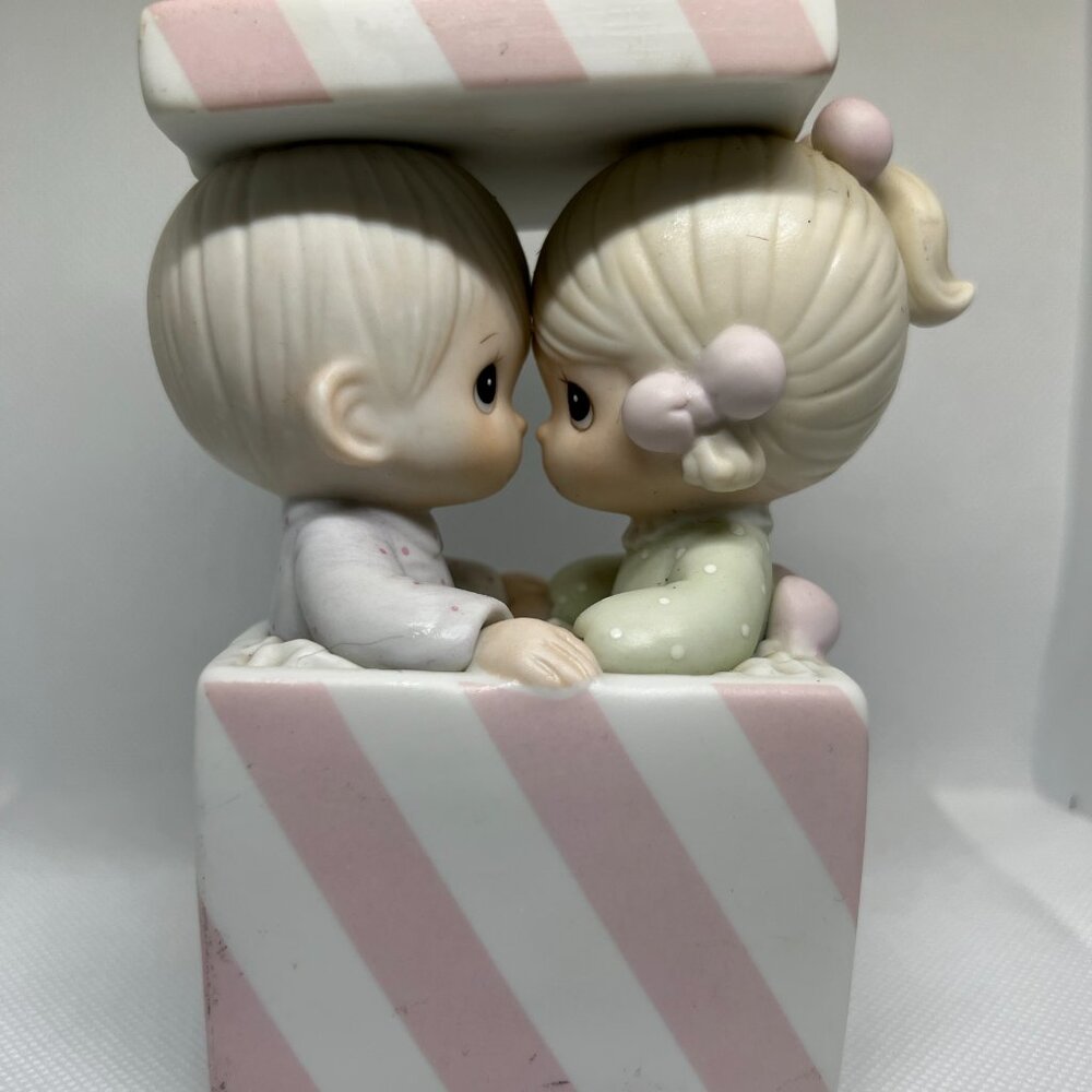 6 FIGURAS DE PORCELANA DE PRECIOUS MOMENTS - FIGURAS DE COLECCION